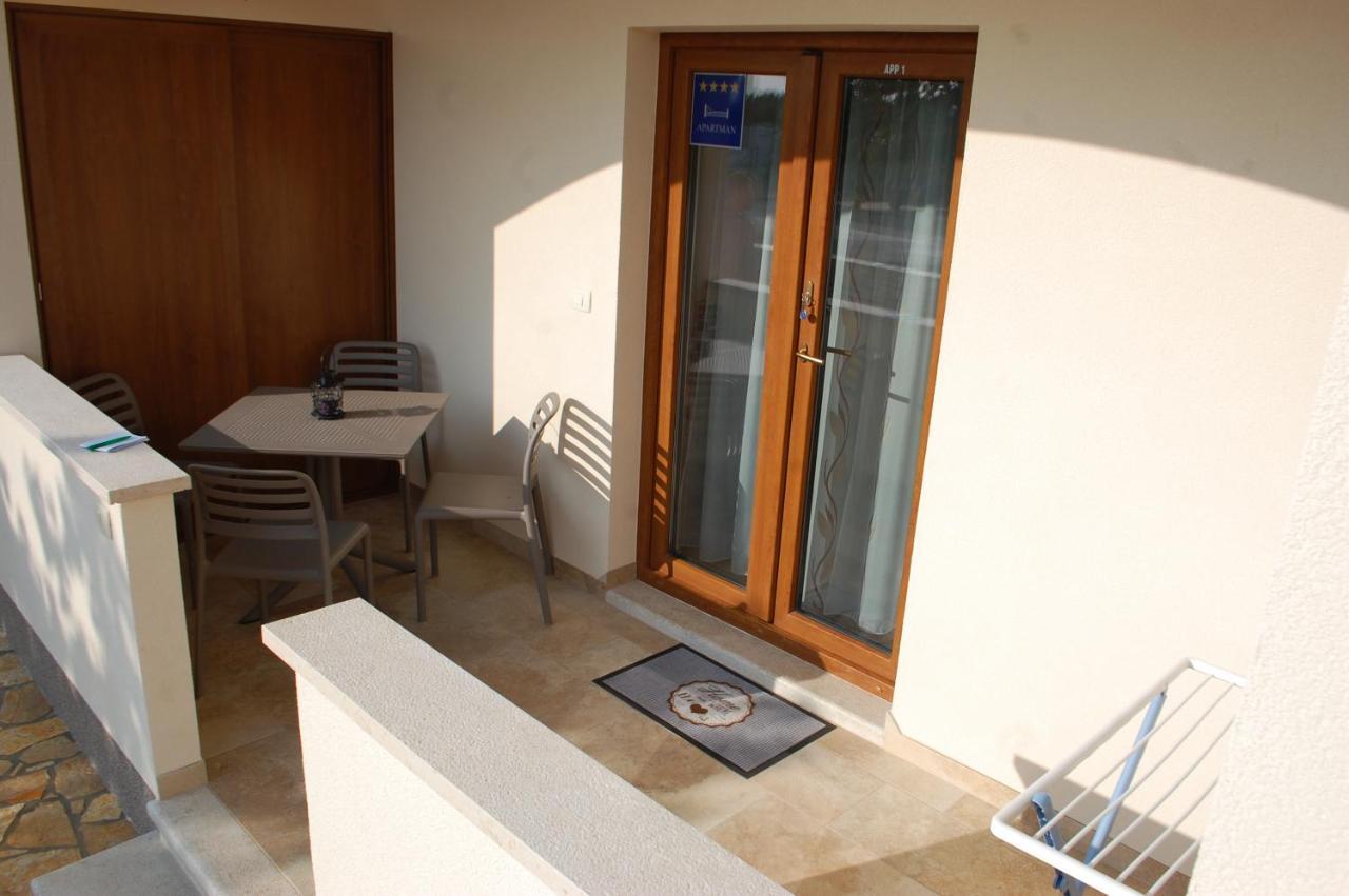 Apartmani Diana Novigrad Istria Exterior foto