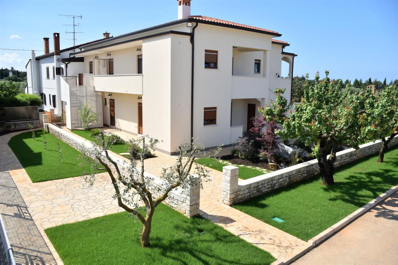 Apartmani Diana Novigrad Istria Exterior foto