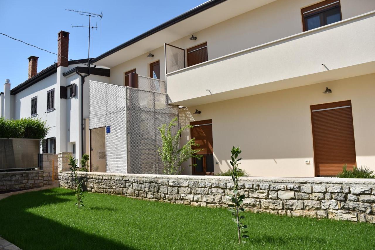 Apartmani Diana Novigrad Istria Exterior foto