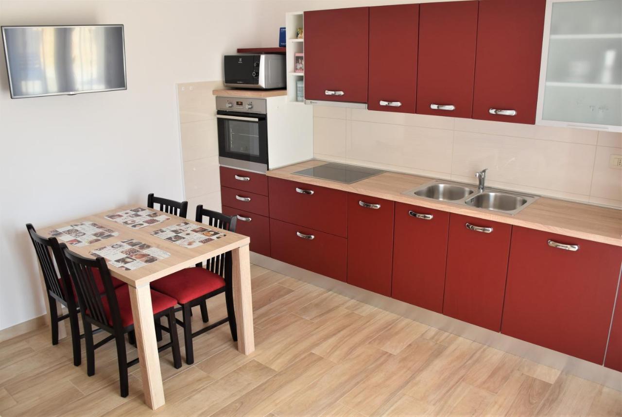 Apartmani Diana Novigrad Istria Exterior foto